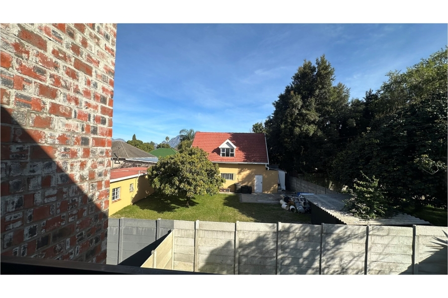 3 Bedroom Property for Sale in De Zoete Inval Western Cape